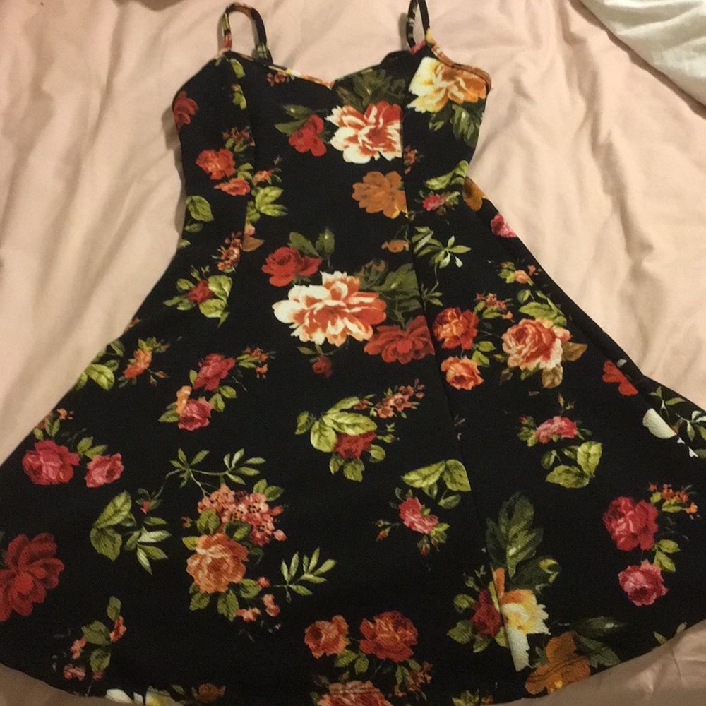 Spaghetti strap black floral dress